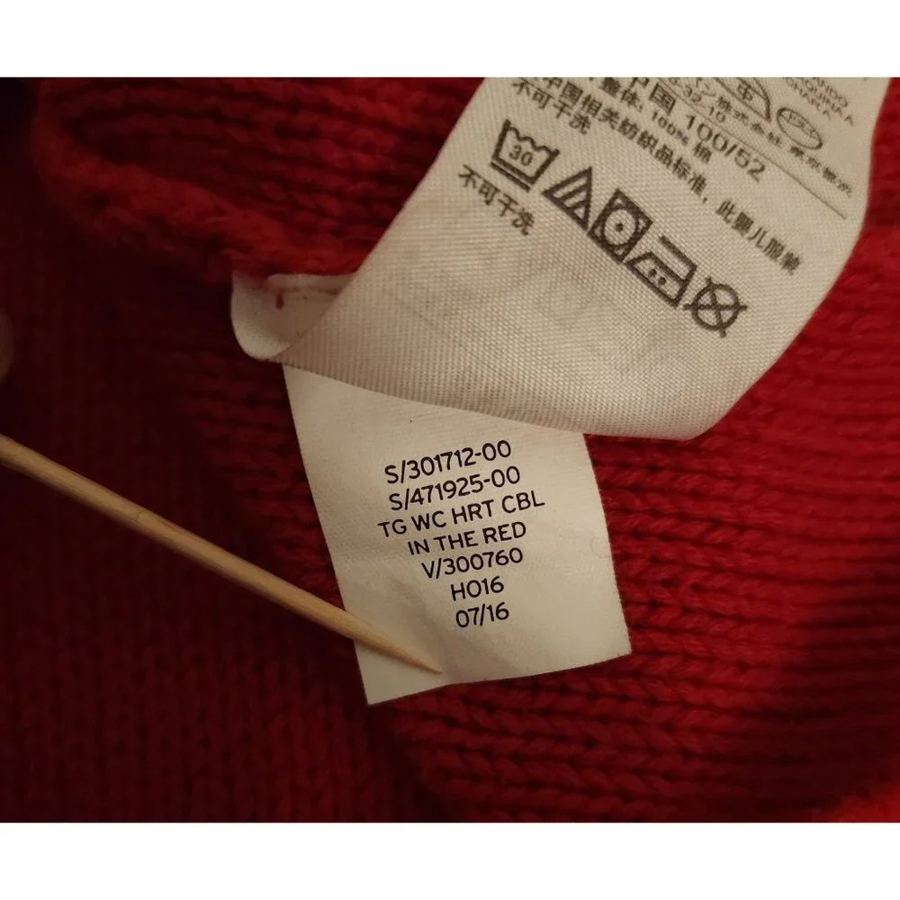 GAP baby red